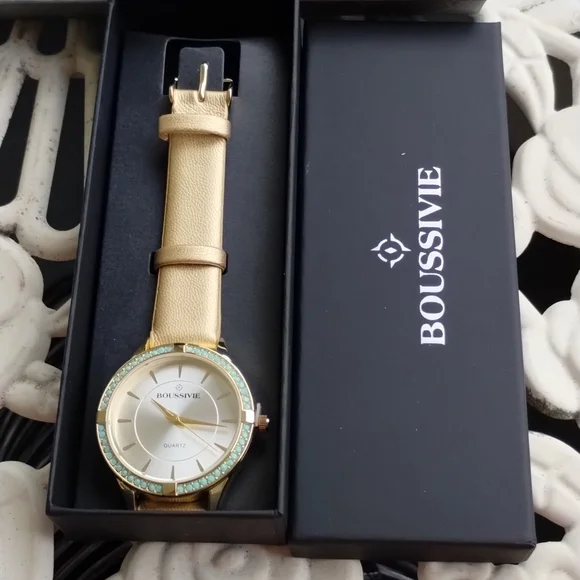 Avon Photo Locket Bangle Watch - New in Box 1998 Avon Precious Moments Pocket Watch Pendant & Necklace W  main image 3